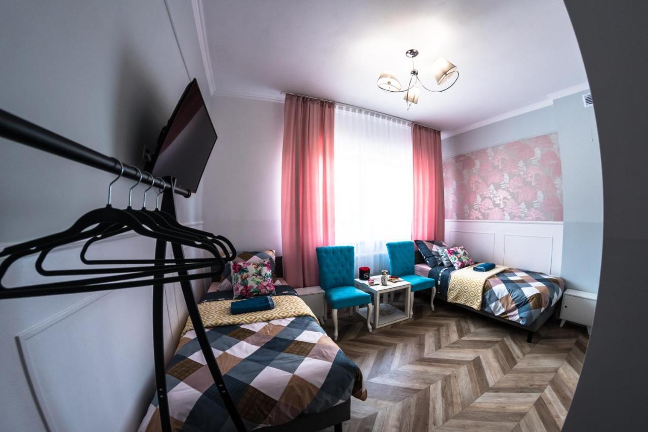 Pokoje Hotelowe Siedlczanka Седлице Екстериор снимка